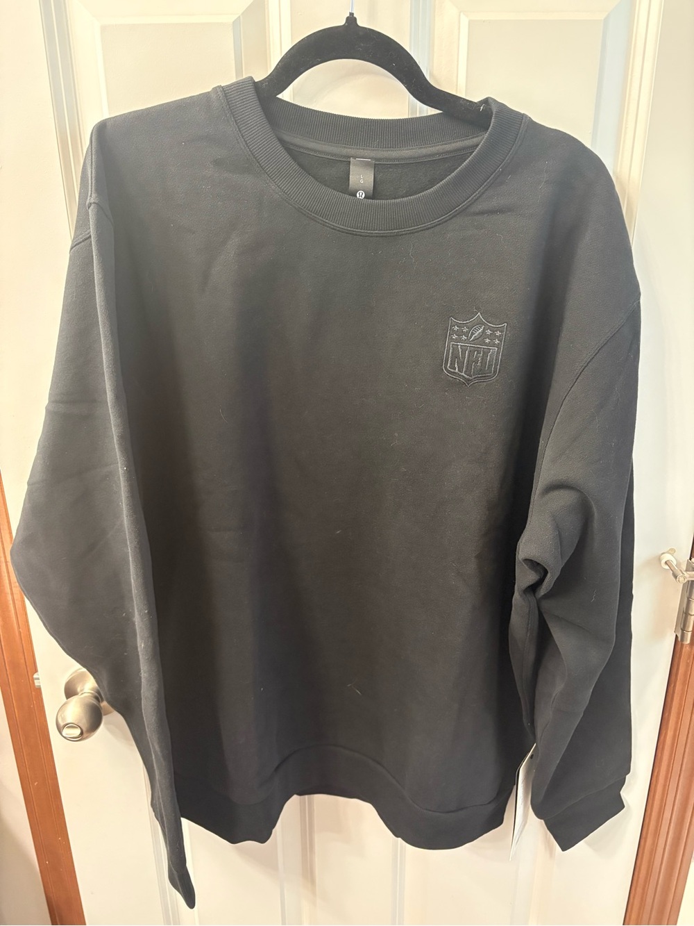 New! Lululemon NFL Men's Black Crewneck Sweatshirt